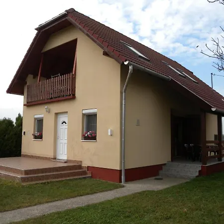 Διαμέρισμα 6 Balatonkeresztúr